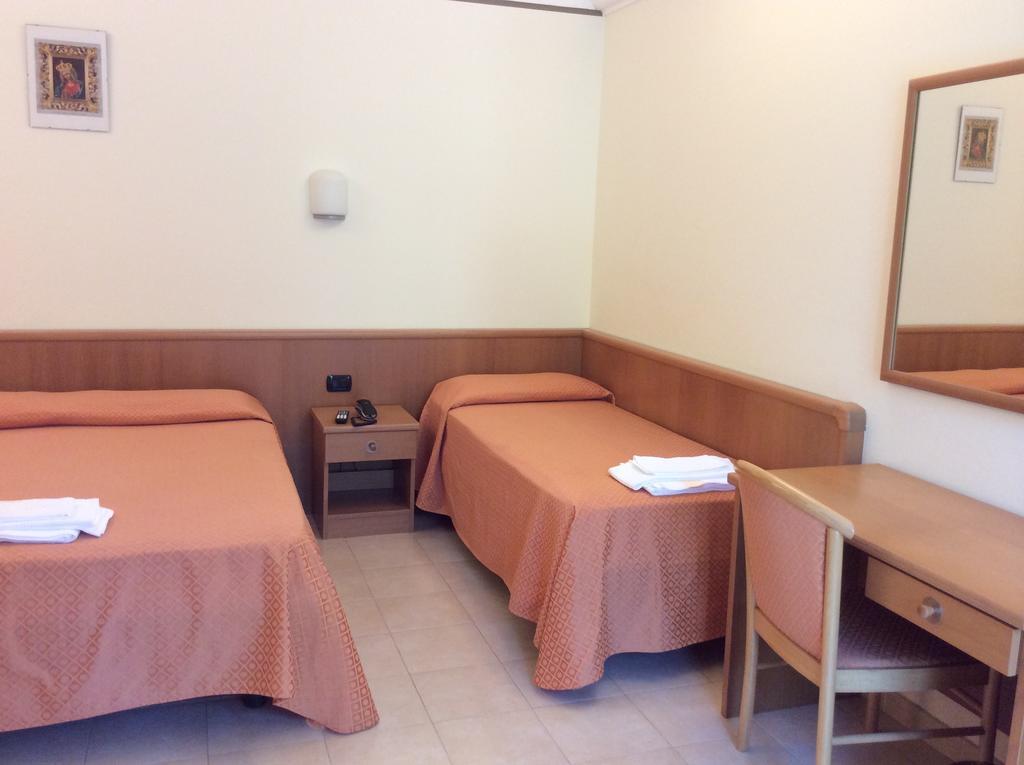 Hotel Il Saraceno Volastra Phòng bức ảnh