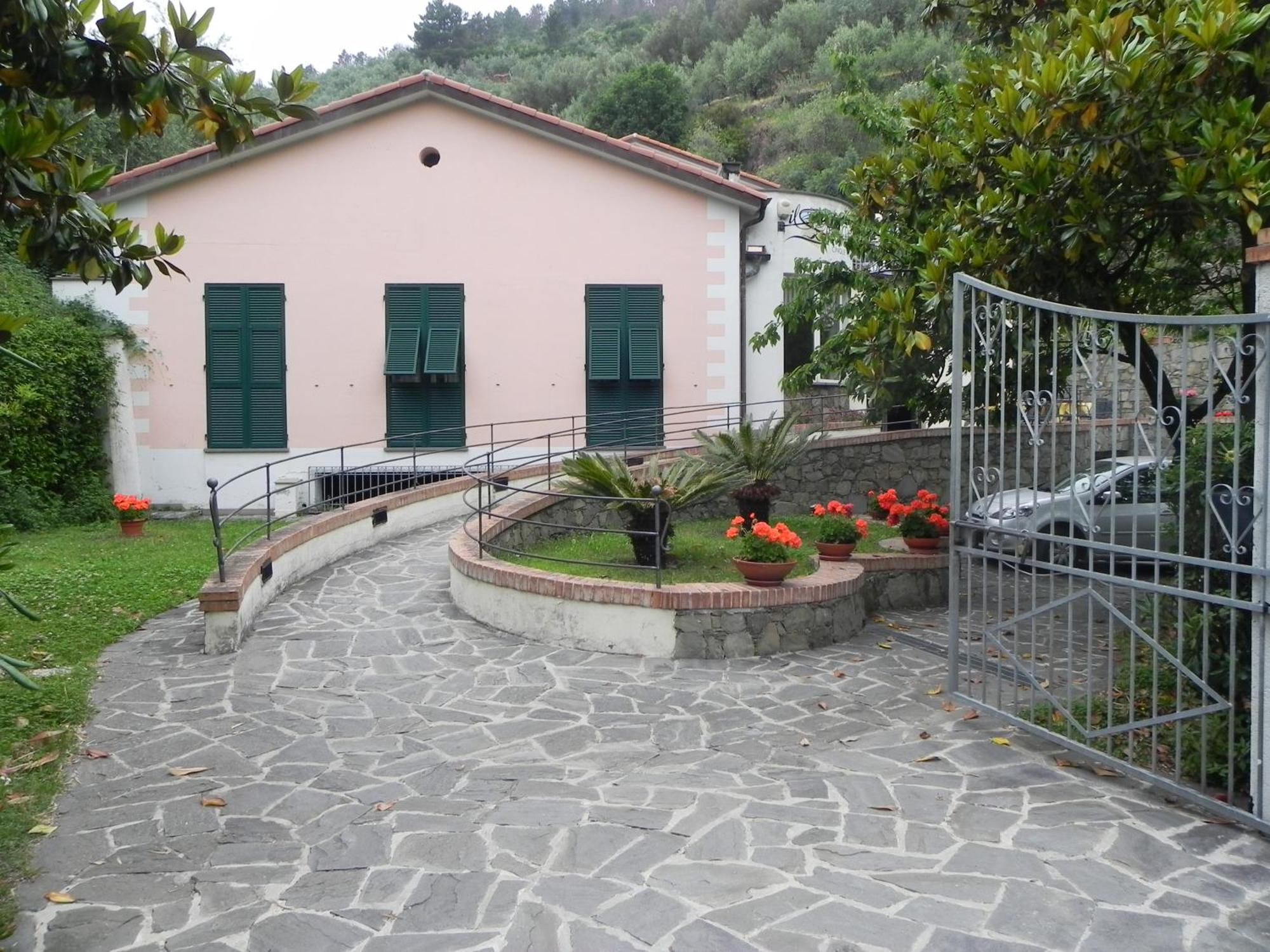 Hotel Il Saraceno Volastra Ngoại thất bức ảnh