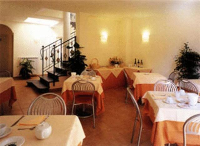 Hotel Il Saraceno Volastra Ngoại thất bức ảnh