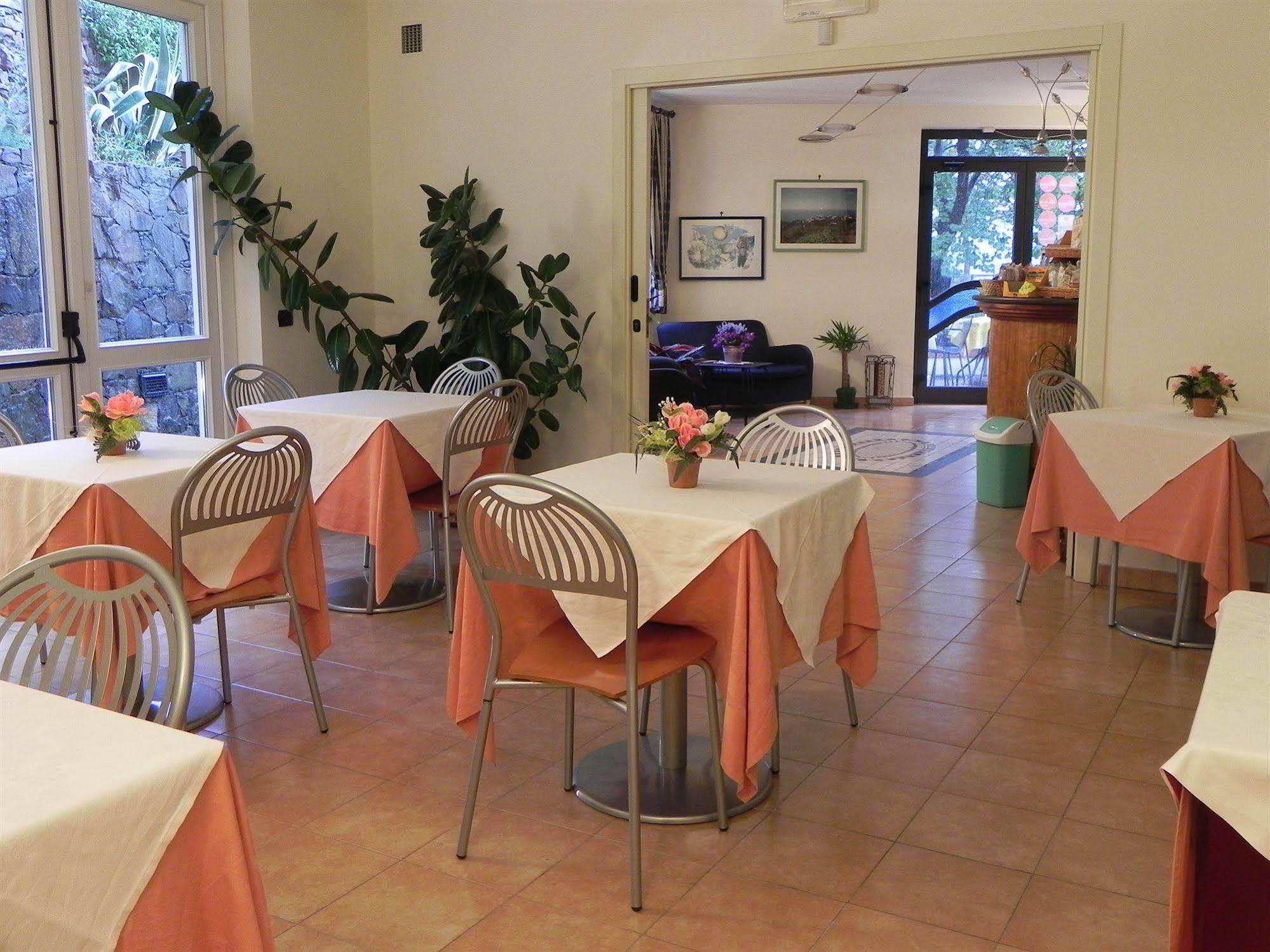 Hotel Il Saraceno Volastra Ngoại thất bức ảnh